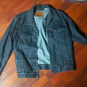 Dark grey levis jacket
